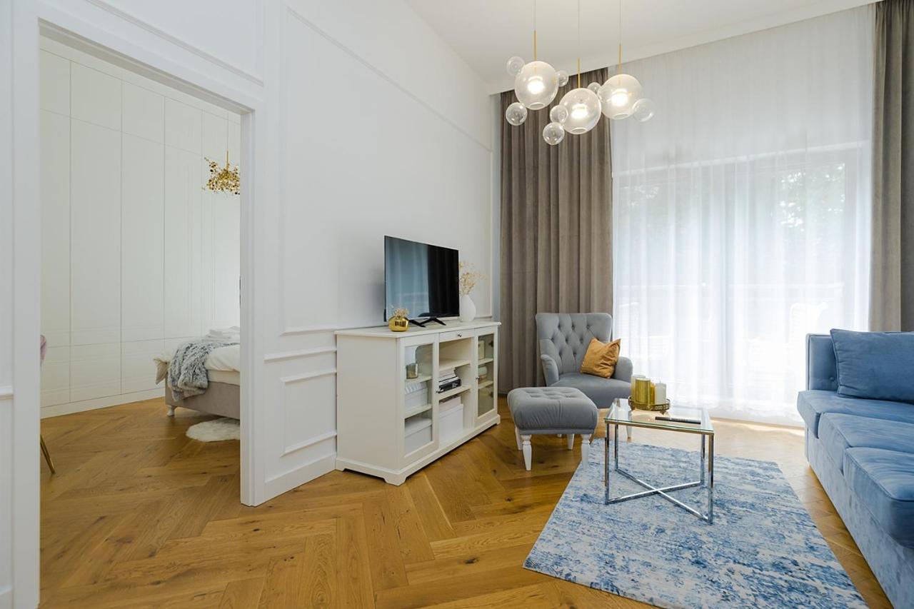 Woronicza Premium- Margo Apart Warschau Buitenkant foto